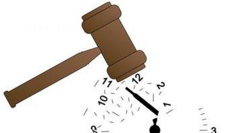Как написать ходатайство об отложении (о переносе) судебного заседания